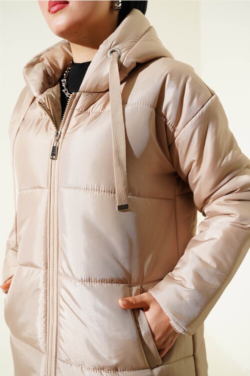 Merterium T5120 Kapşonlu Uzun Şişme Tesettür Mont - Vizon