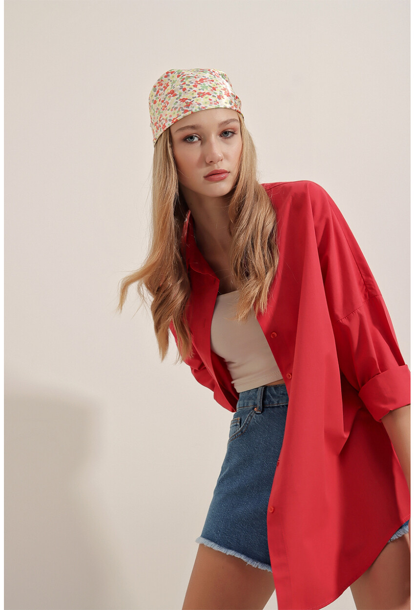 3900 Kadın Oversize Uzun Basic Gömlek - Kırmızı