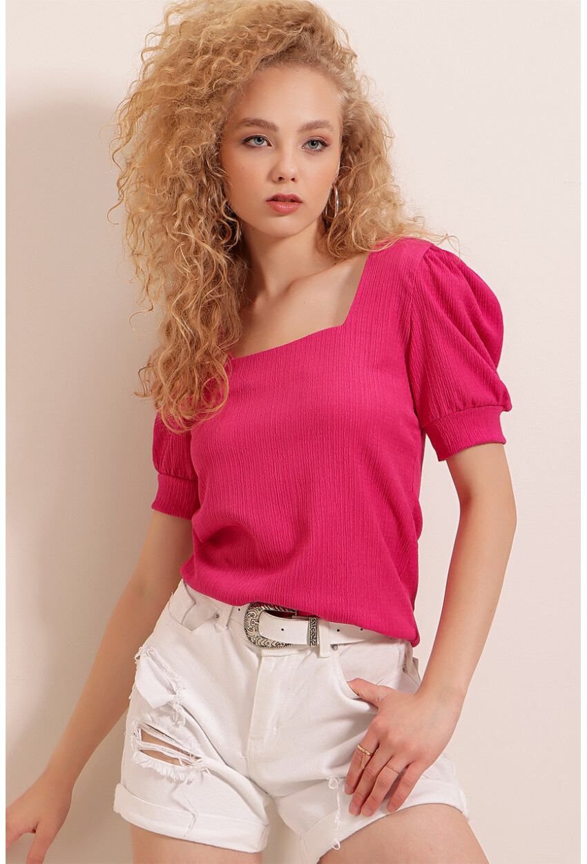 0409 Square Neck Knit Blouse