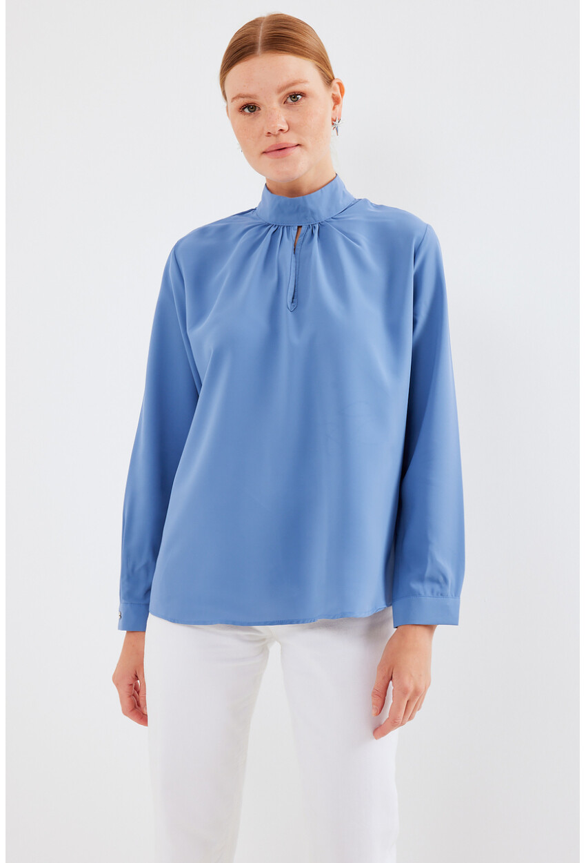 0418 Blouse With Cut-Out Detail