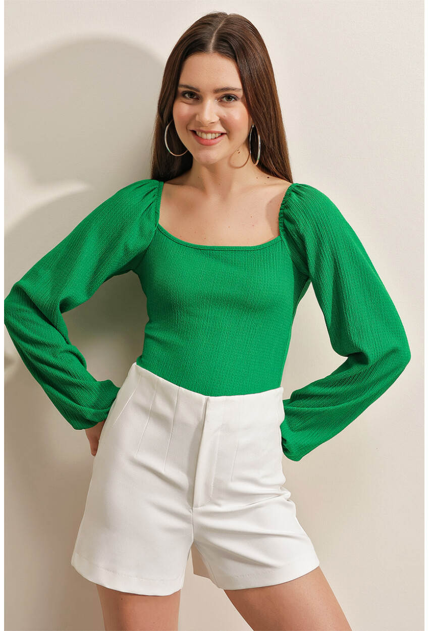 0465 Knit Blouse With Balloon Sleeves