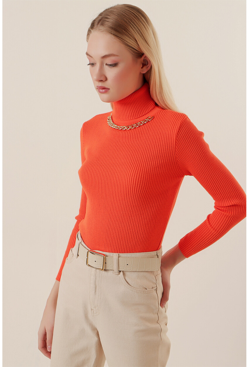 15478 Turtleneck Sweater With Chain Detail