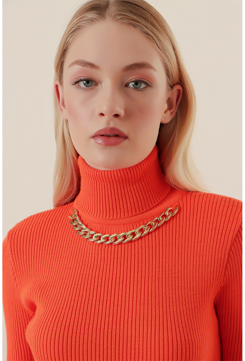 15478 Turtleneck Sweater With Chain Detail