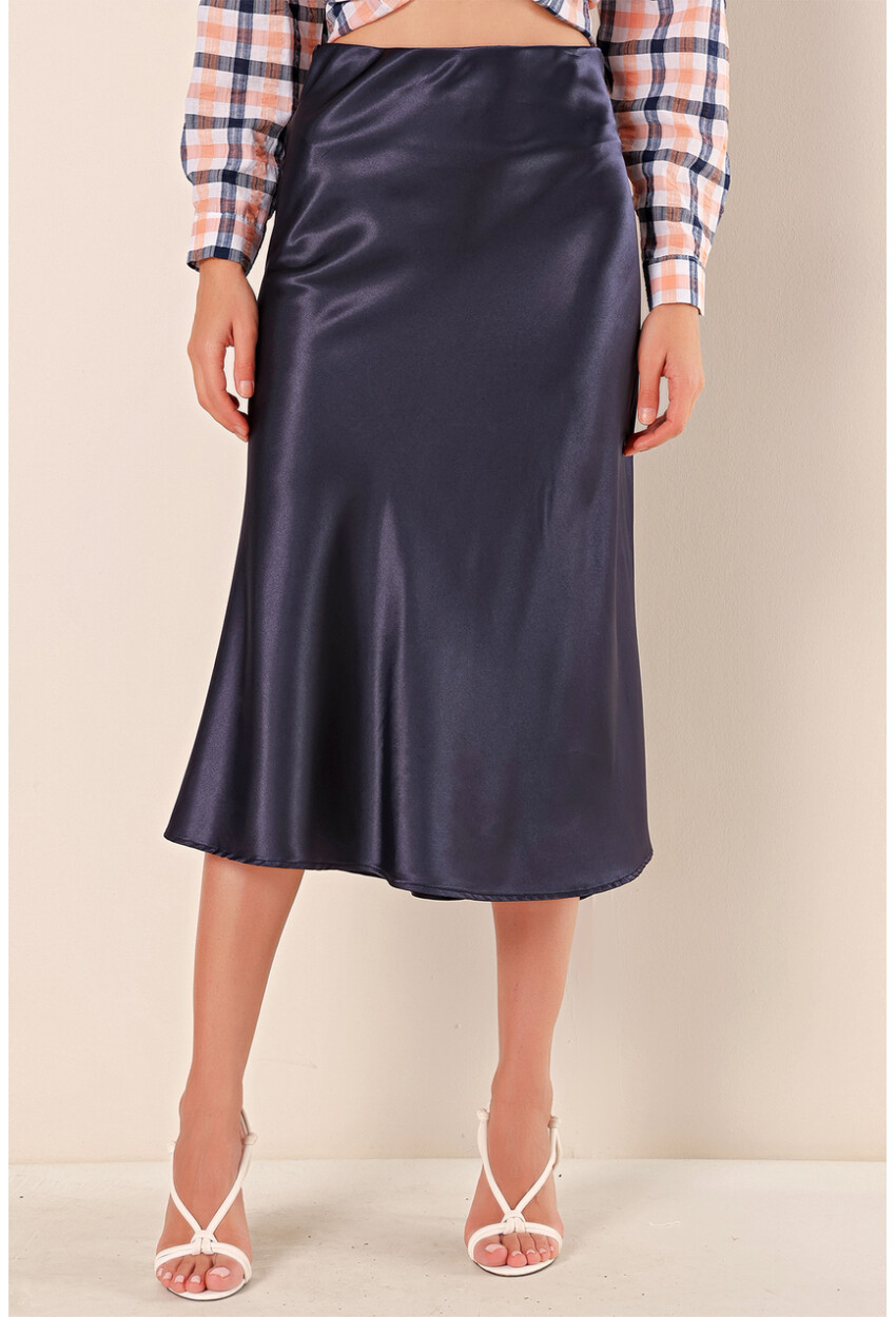 15806 Satin Skirt