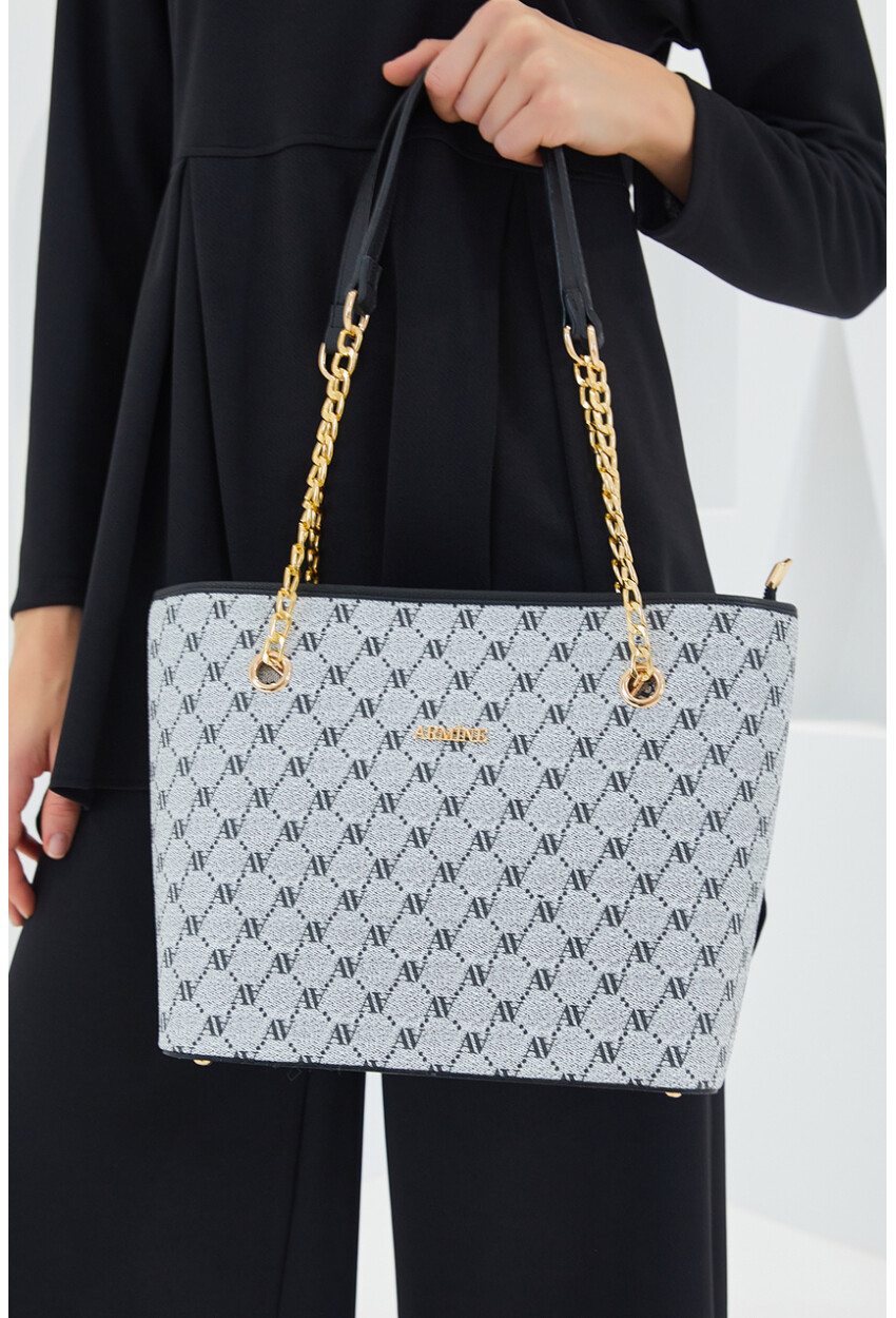 010163 Patterned Shoulder Bag With Chain Detail