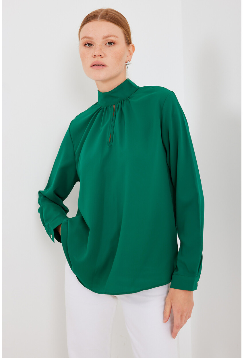 0418 Blouse With Cut-Out Detail