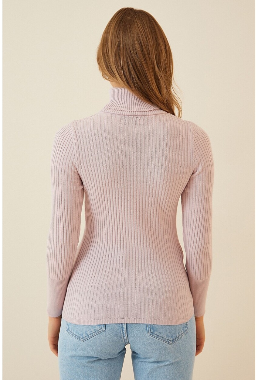 10311 Turtleneck Knit Sweater