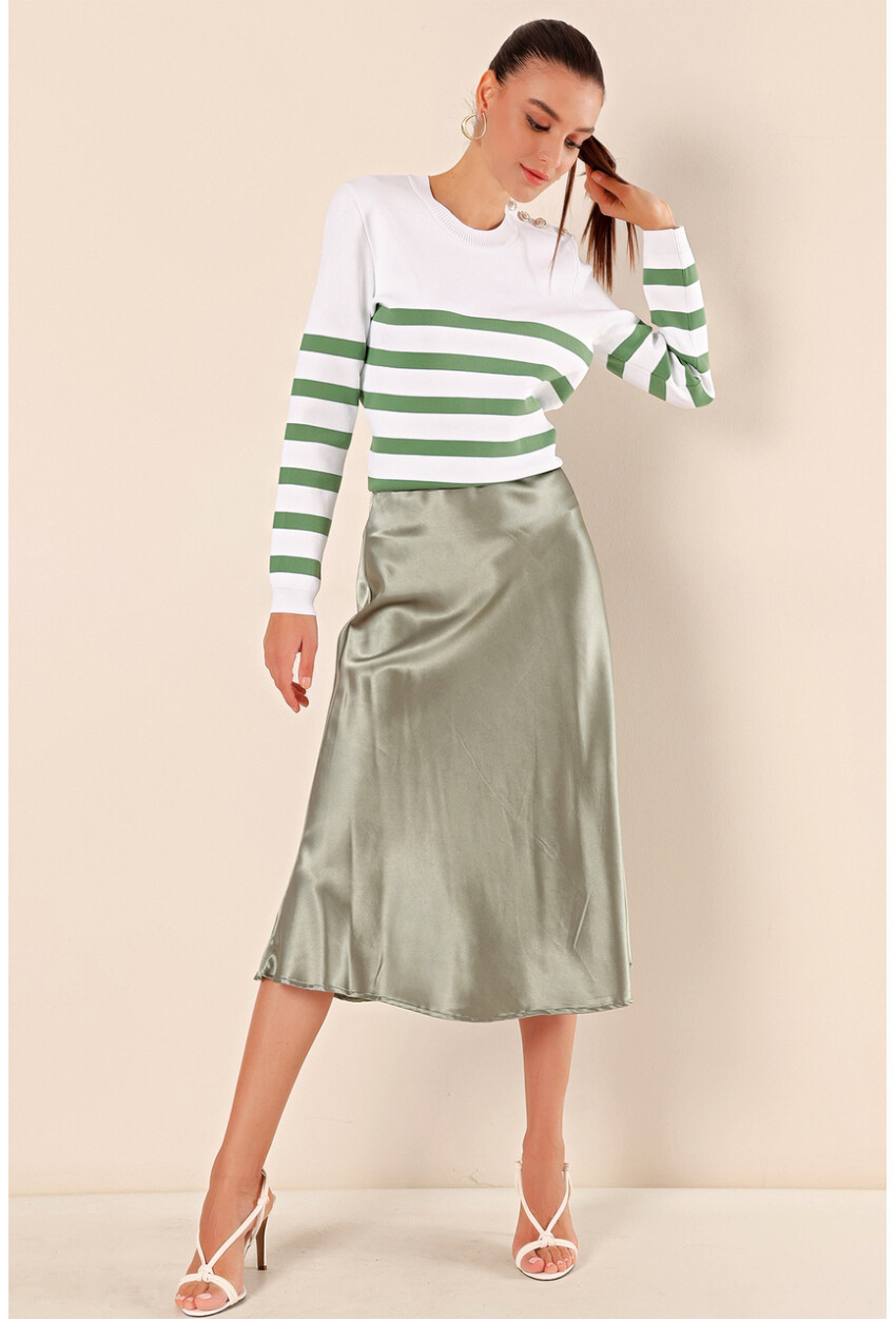 15806 Satin Skirt