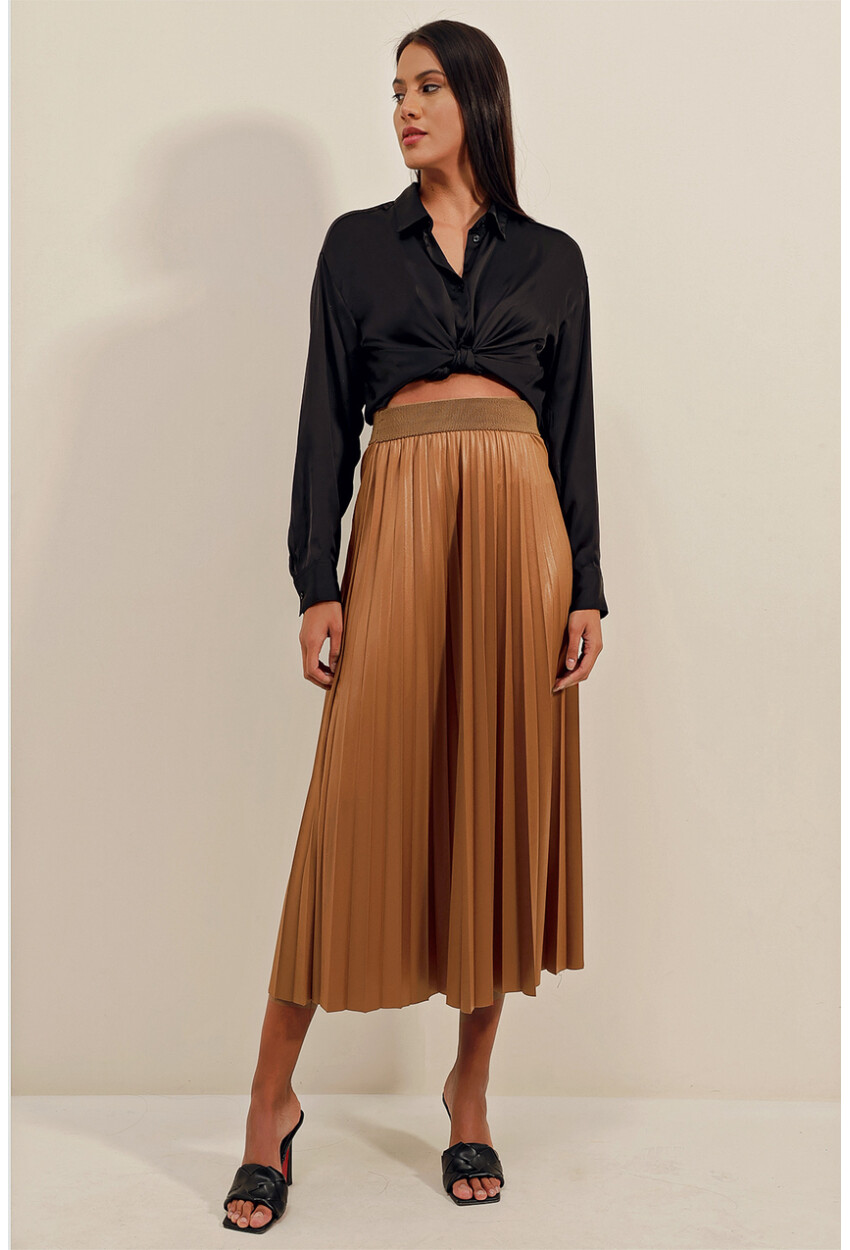 1894 Pleated Skirt With Leather-Look