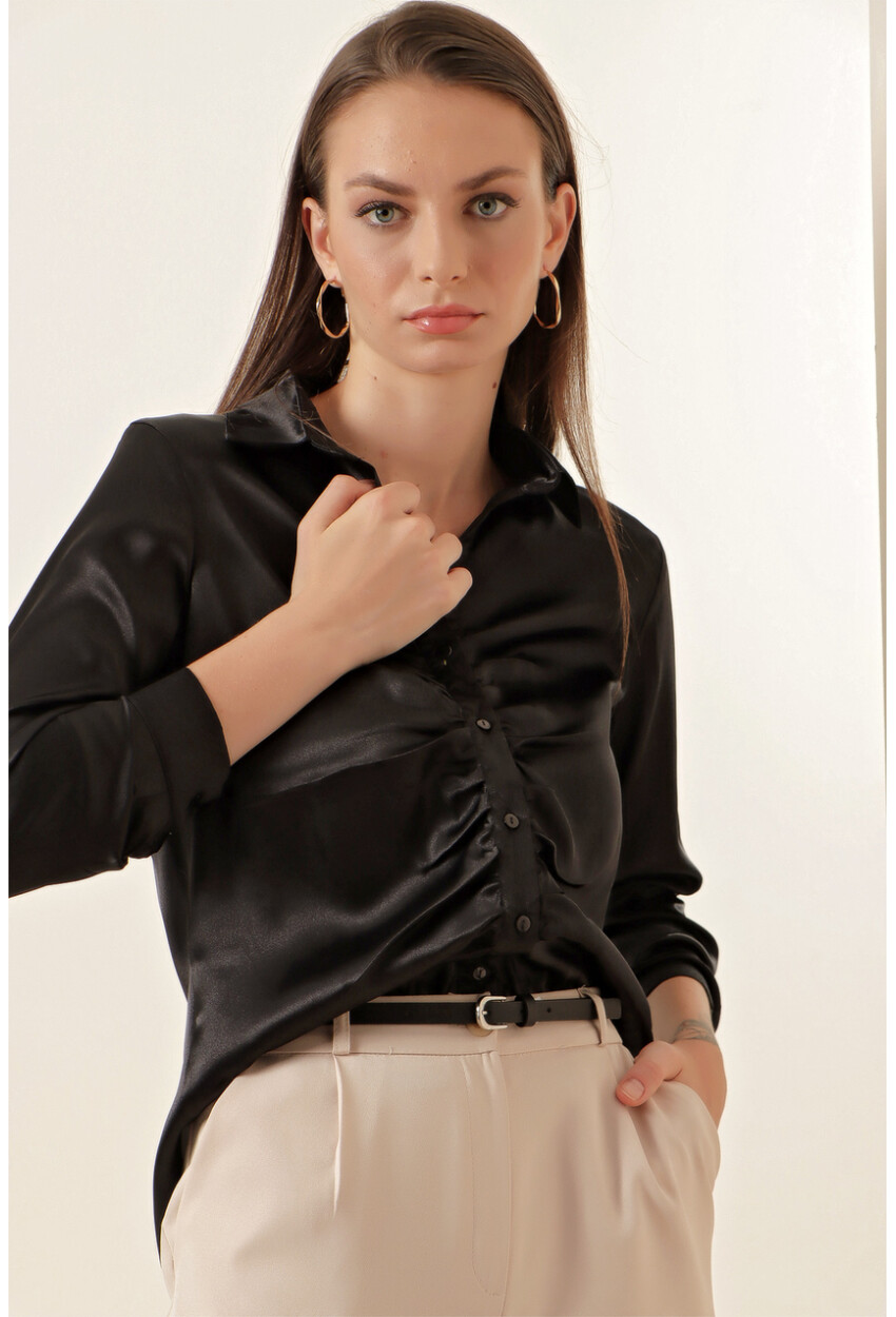 20112 Satin Shirt With Ruched Detail