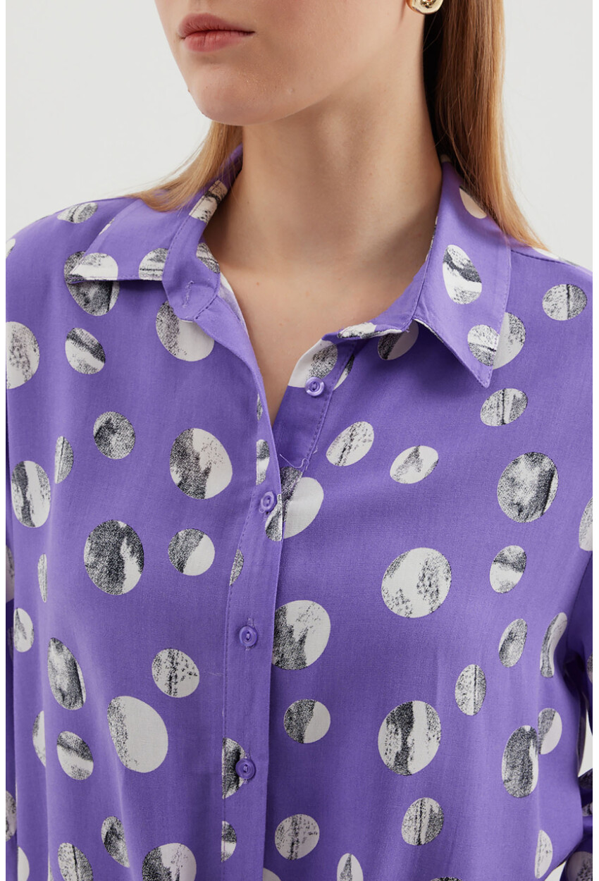 20243 Patterned Front-Tie Shirt