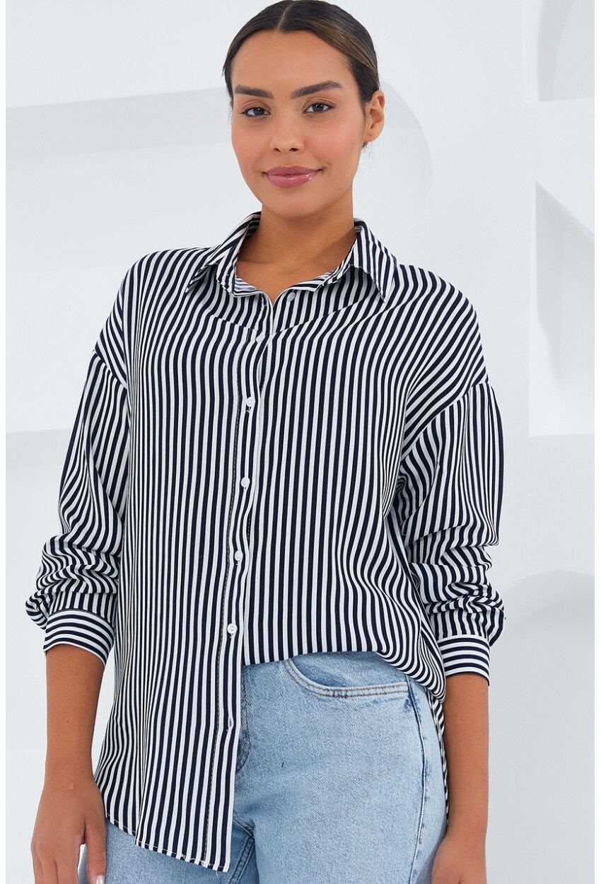 20254 Striped Oversized Basic Shirt