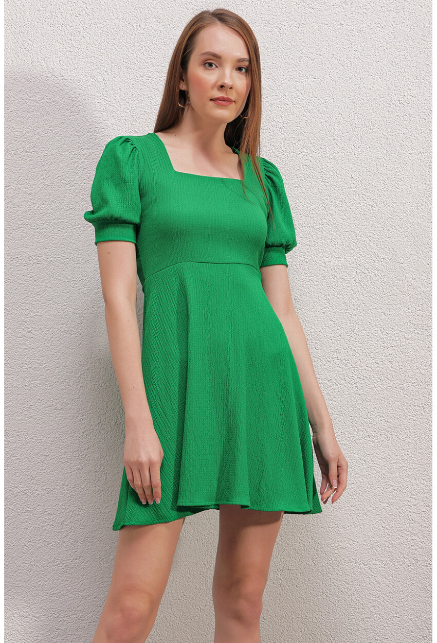 2339 Square Neck Knit Dress