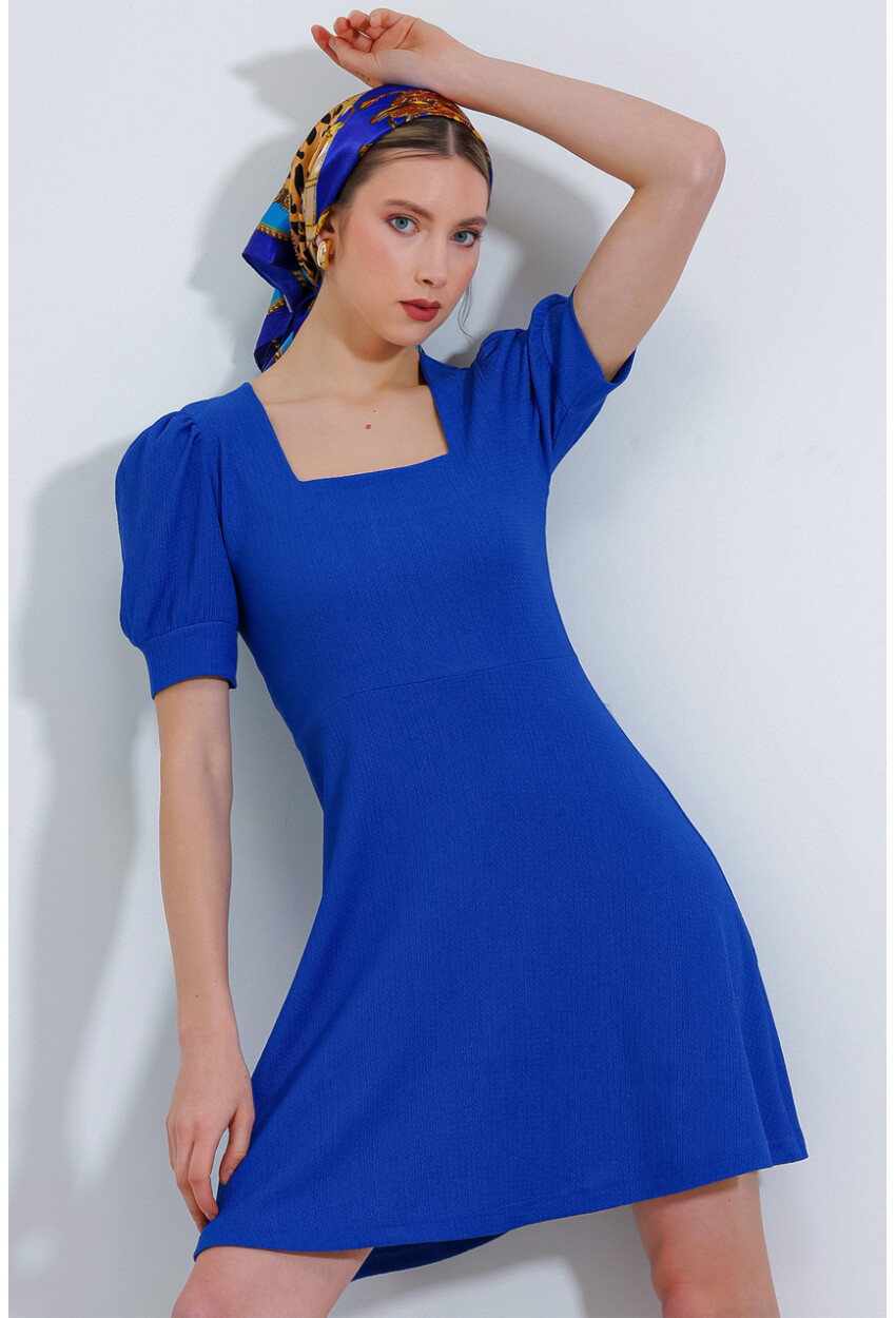 2339 Square Neck Knit Dress