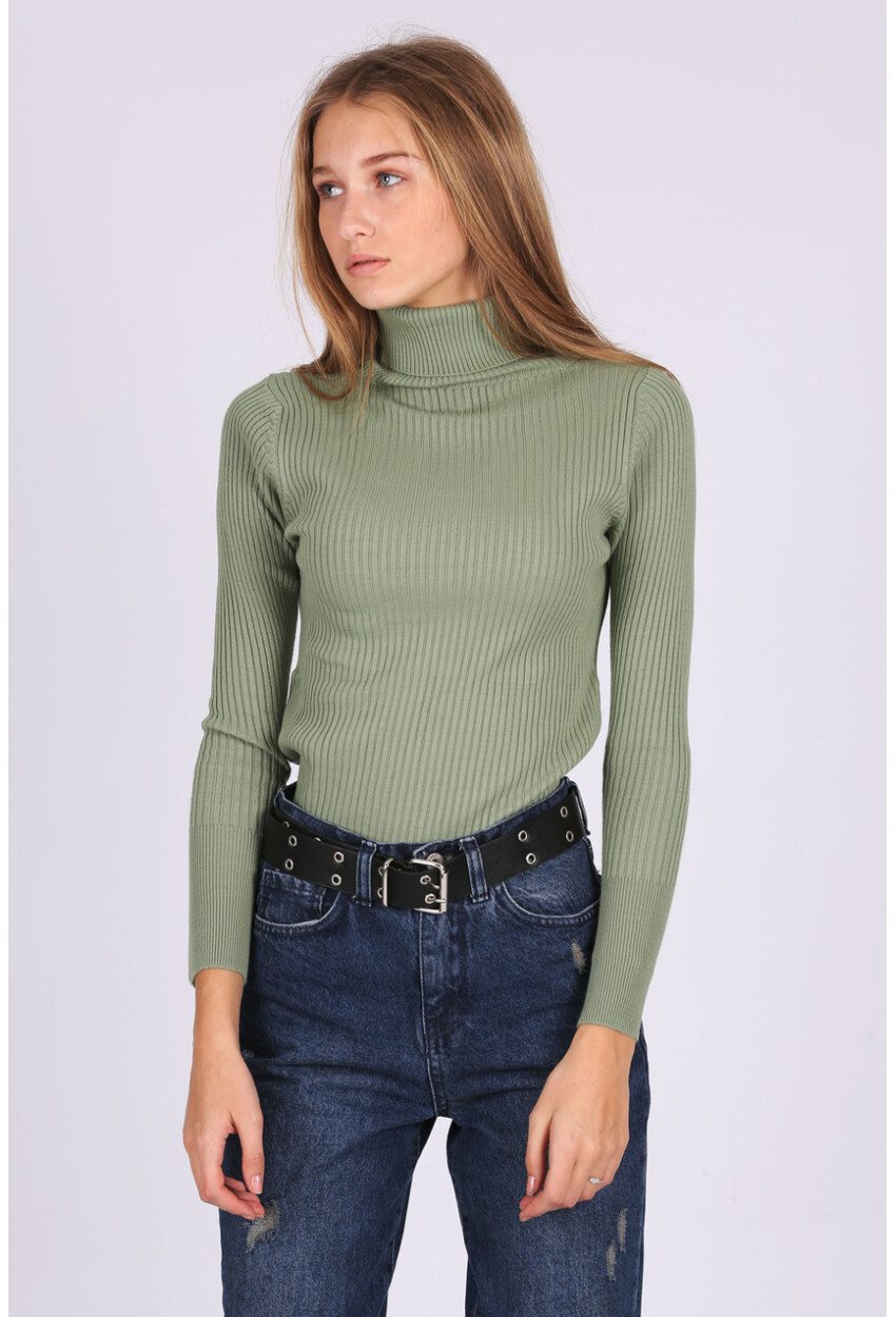 10311 Turtleneck Knit Sweater