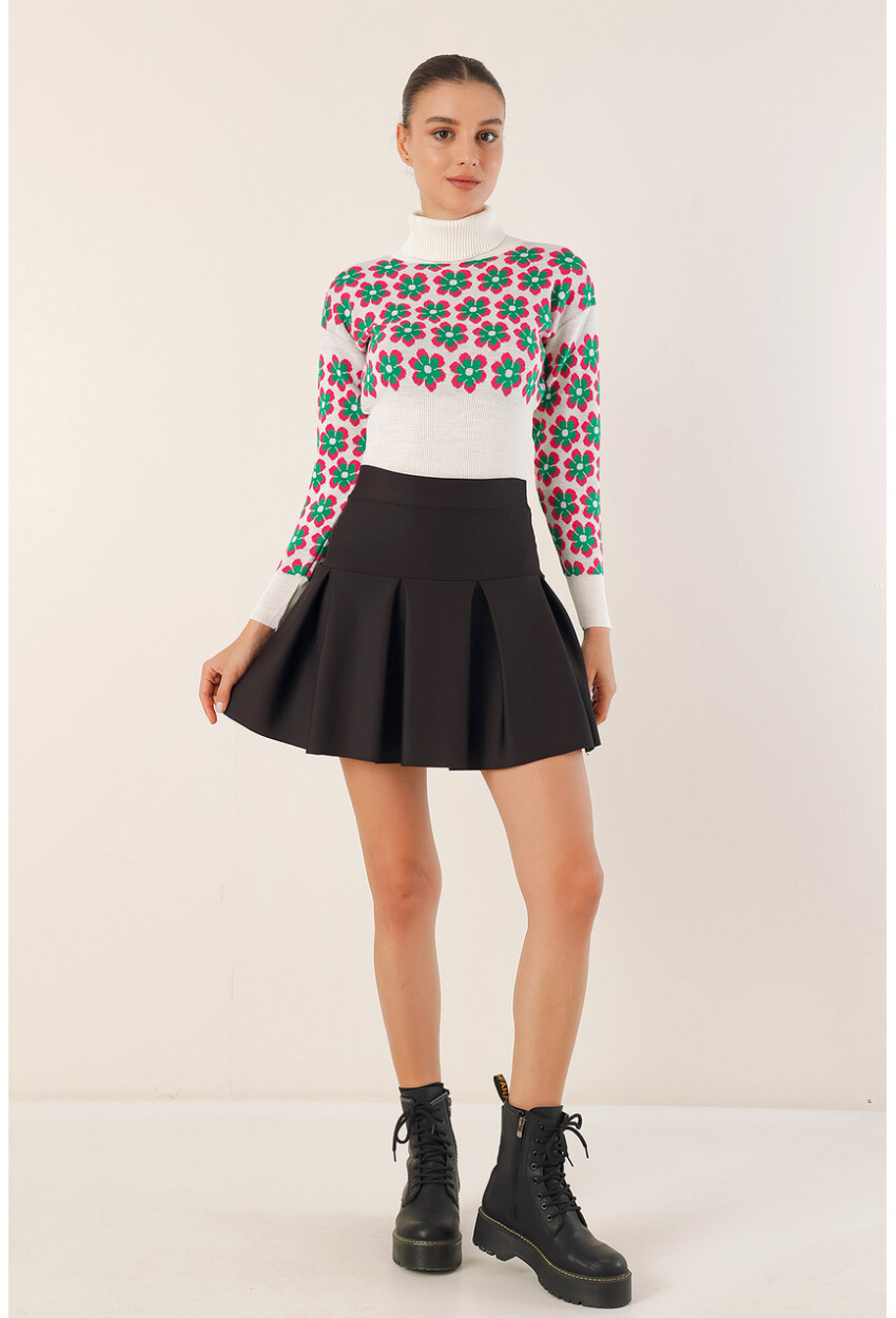 15801 Turtleneck Patterned Crop Sweater