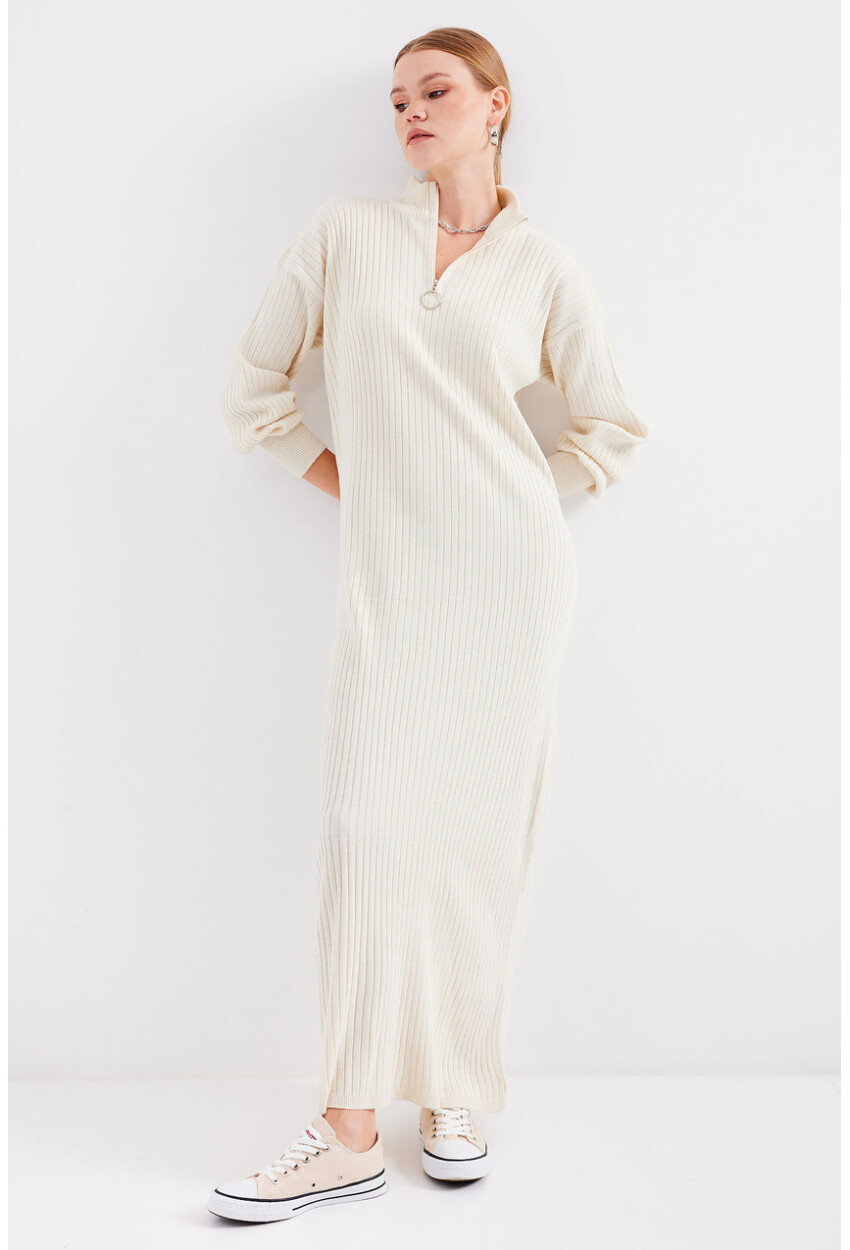 15839 Full-Length Knit Dress