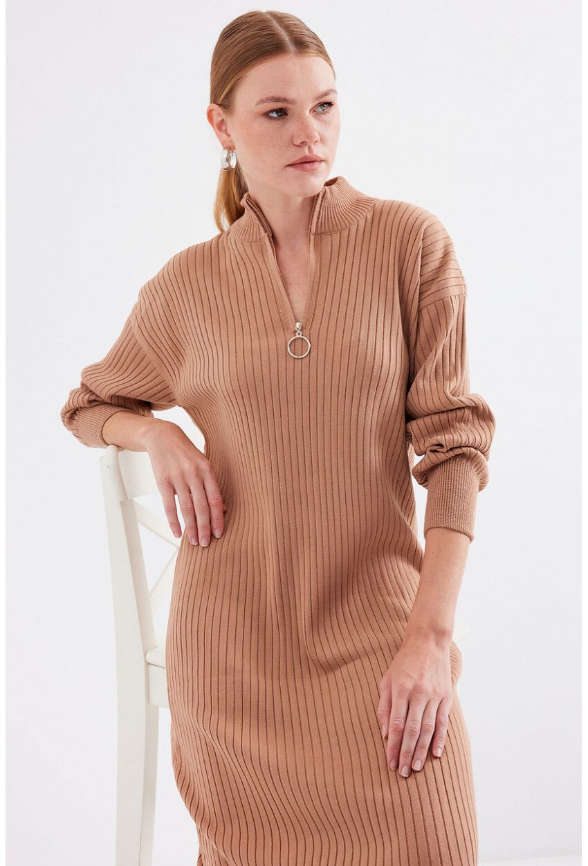 15839 Full-Length Knit Dress