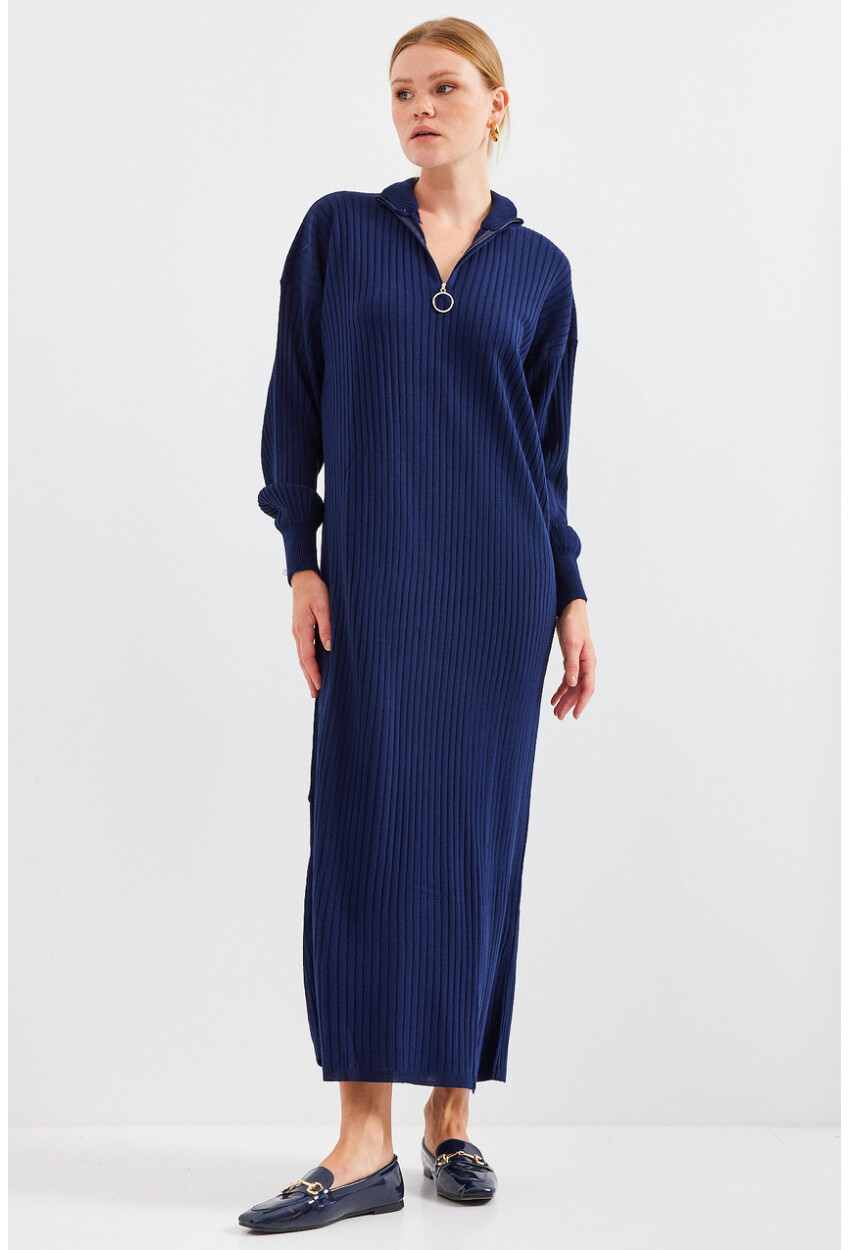 15839 Full-Length Knit Dress