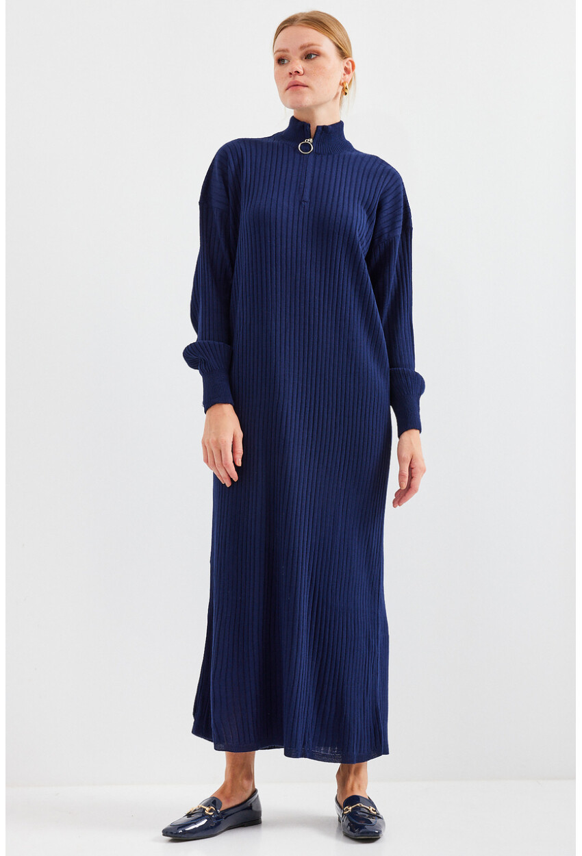 15839 Full-Length Knit Dress