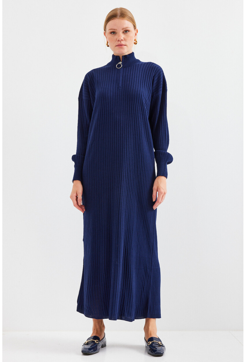 15839 Full-Length Knit Dress