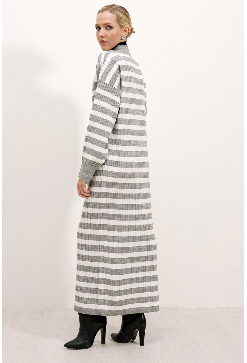 15839 Full-Length Knit Dress