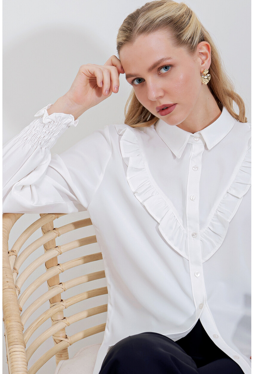 20223 Long Sleeve Shirt With Ruffles