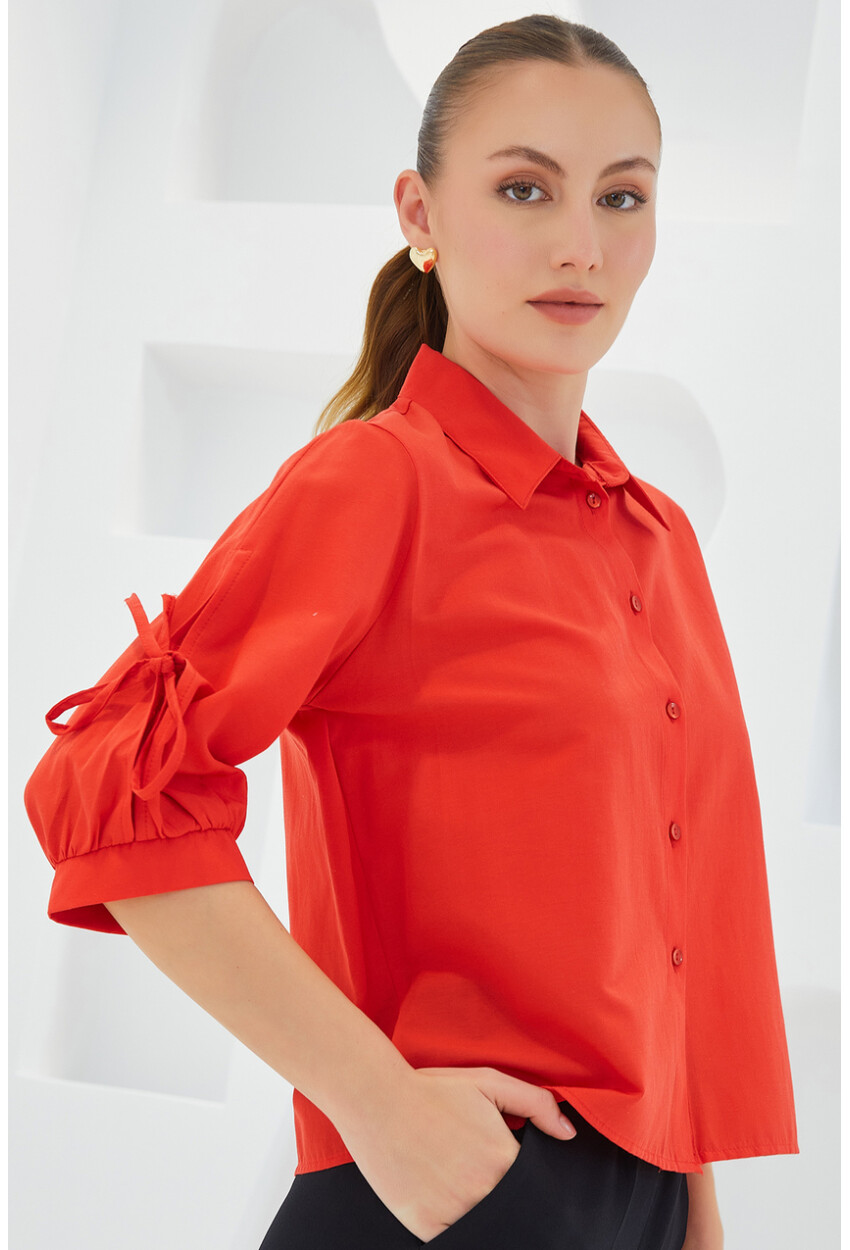 20246 Cropped Shirt With Sleeve Detail