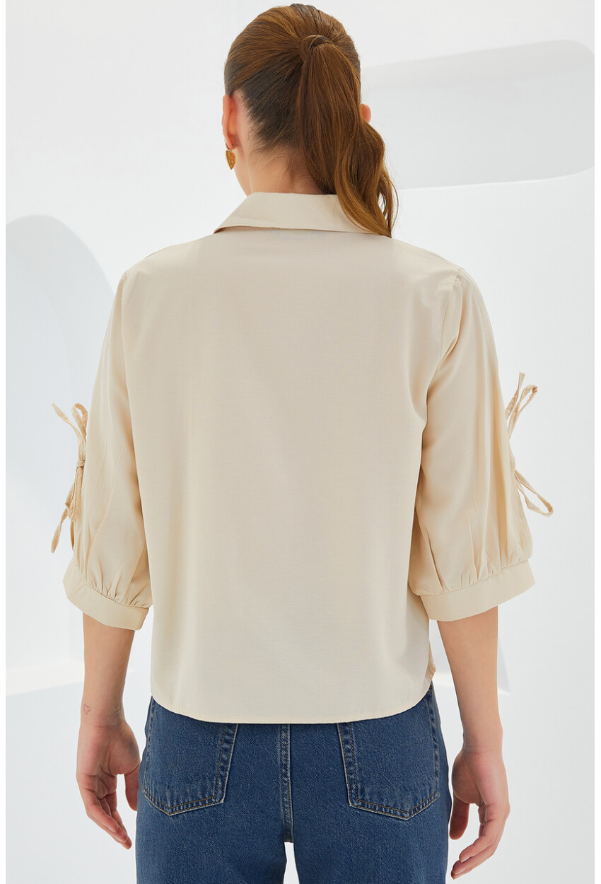 20246 Cropped Shirt With Sleeve Detail