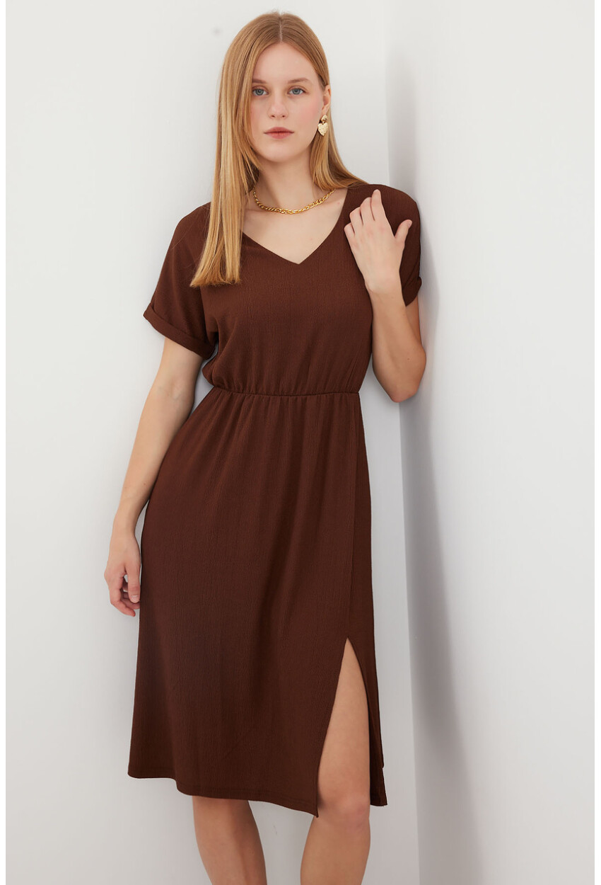 2378 Knit Dress With V-Neck And Slit