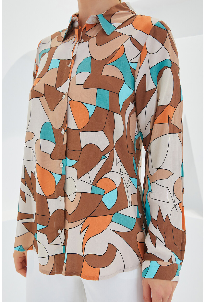 3721 Graphic Patterned Shirt