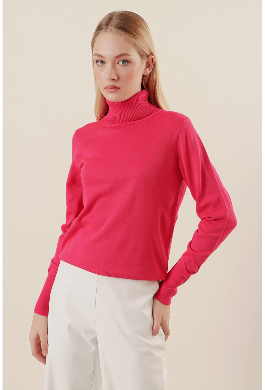 15747 Turtleneck Knit Sweater