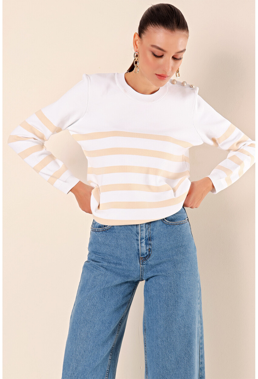 15820 Striped Sweater With Buttons