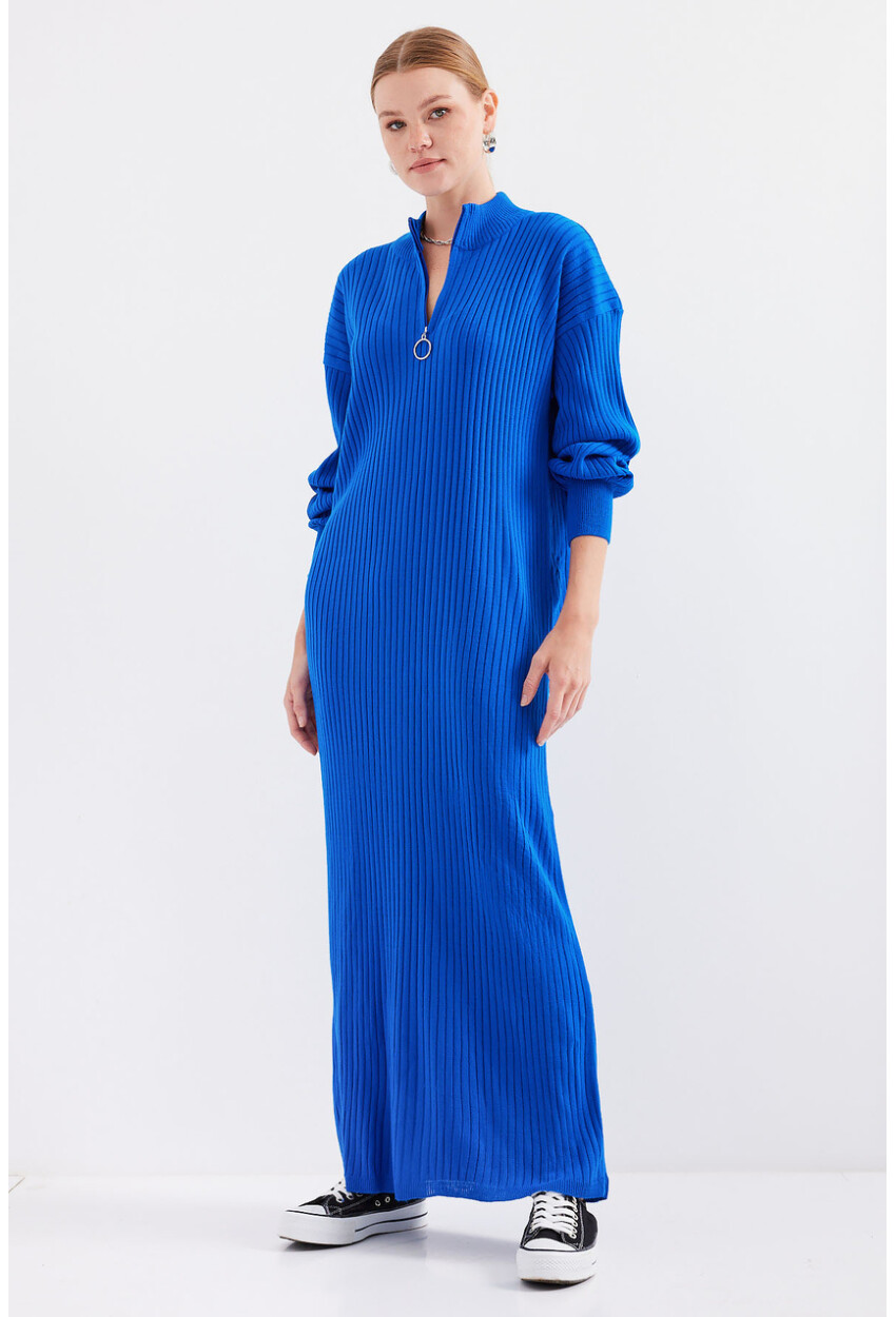 15839 Full-Length Knit Dress