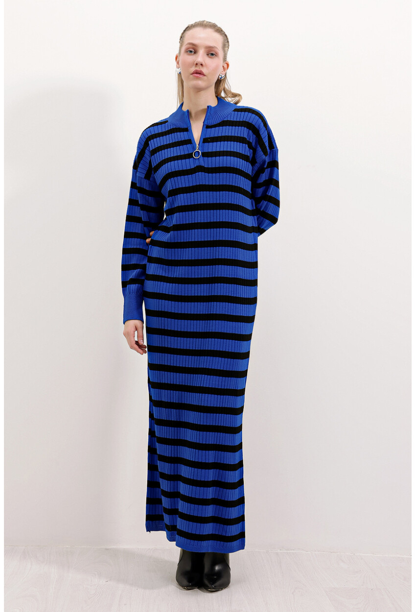 15839 Full-Length Knit Dress