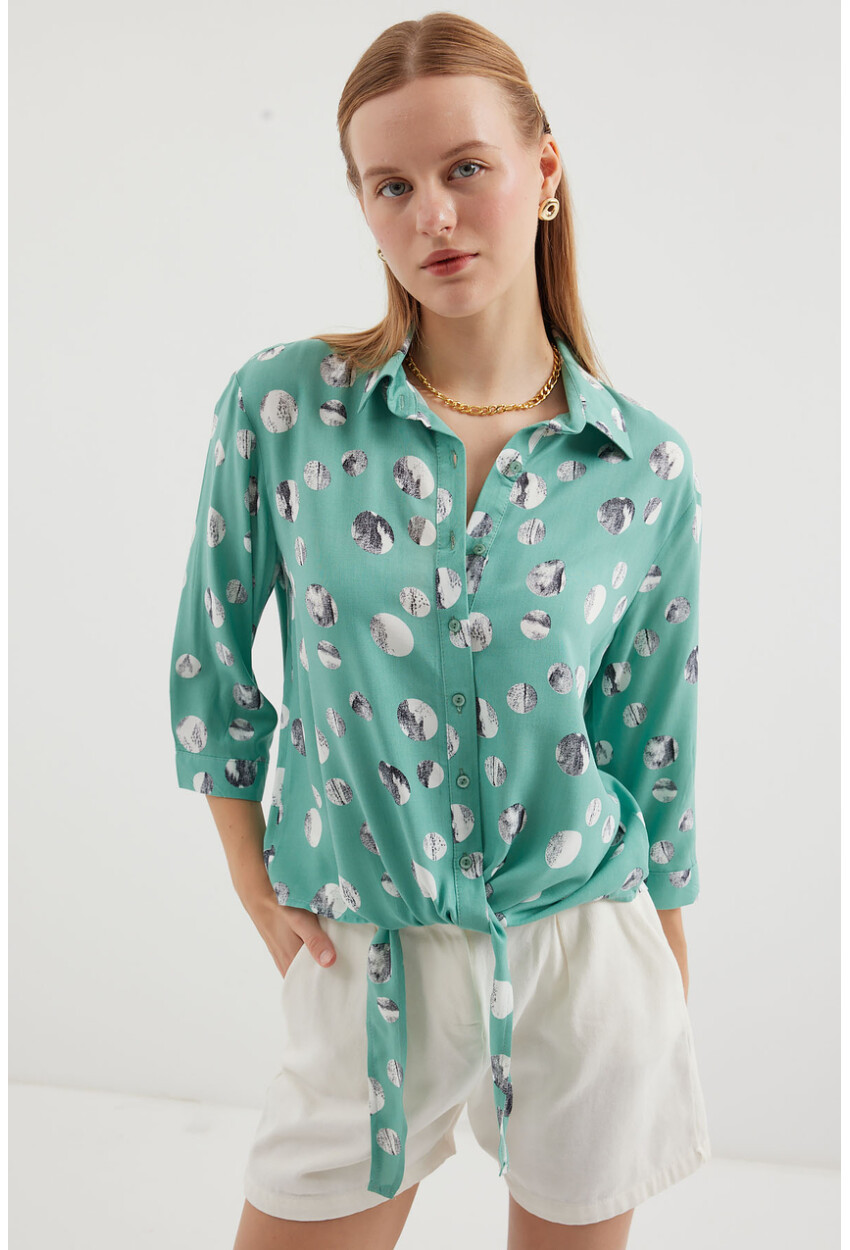 20243 Patterned Front-Tie Shirt