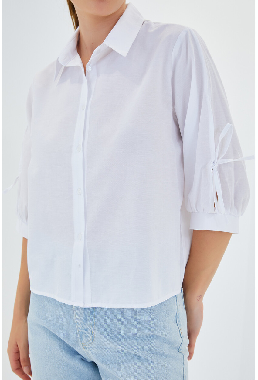 20246 Cropped Shirt With Sleeve Detail