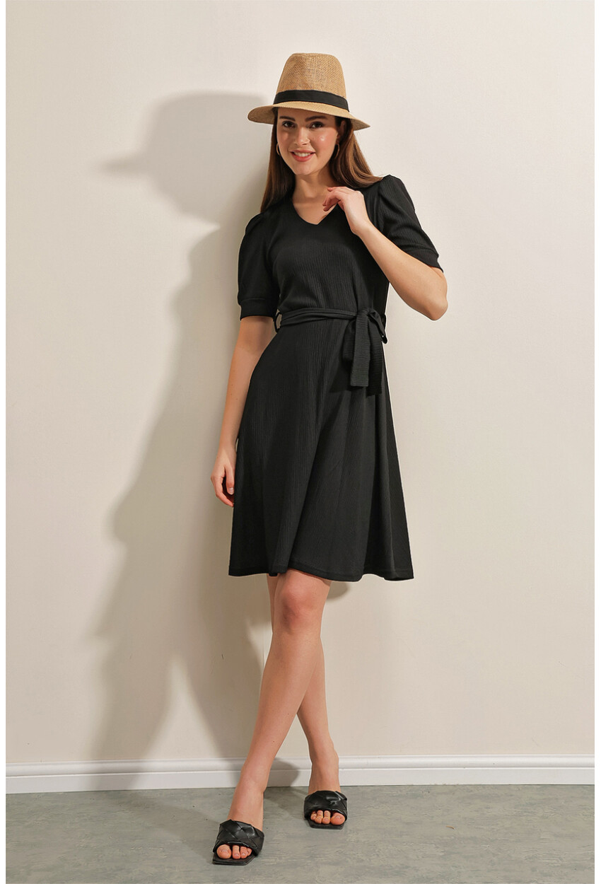 2370 Knit Dress With Belt