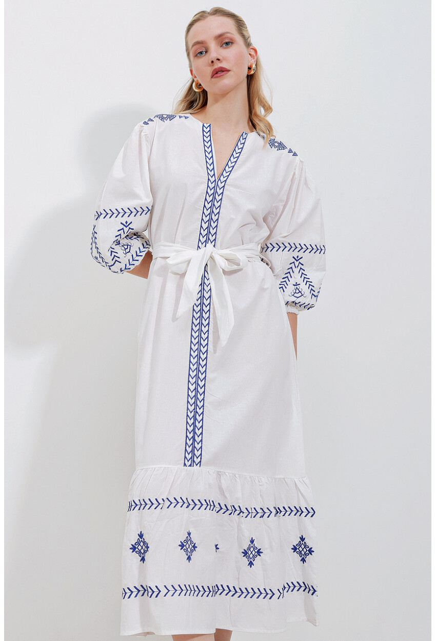 2479 Embroidered Linen Dress