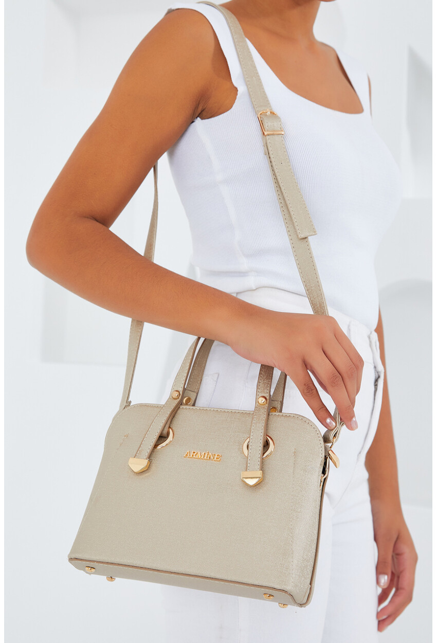 010161 Shiny Strappy Shoulder Bag