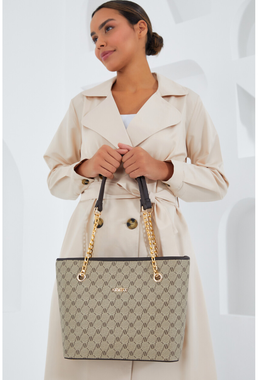 010163 Patterned Shoulder Bag With Chain Detail