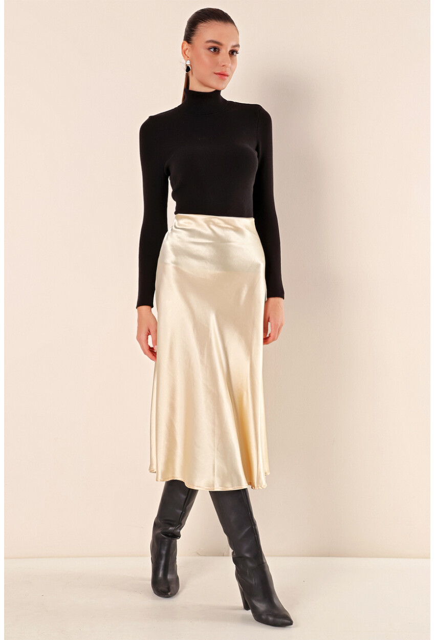 15806 Satin Skirt