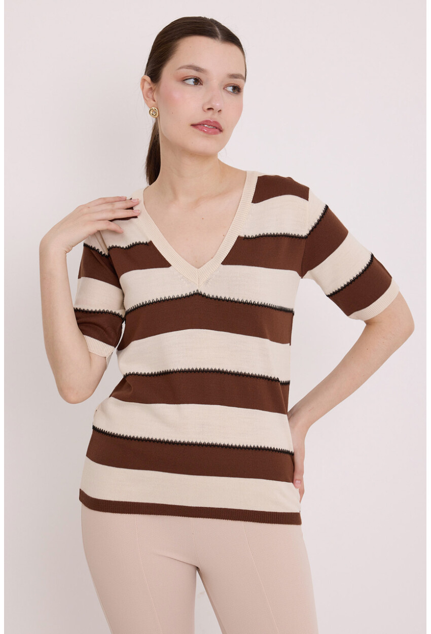 15869 Striped Short Sleeve Blouse