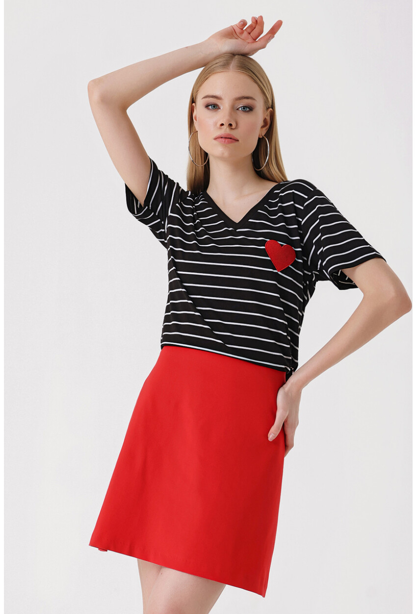 4304 Striped T-Shirt With Heart Detail