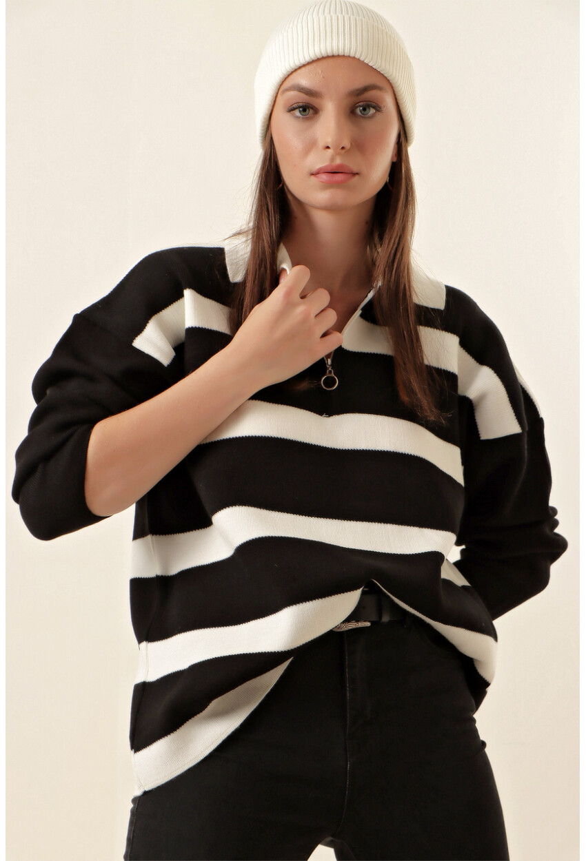 4512 Striped Oversized Sweater