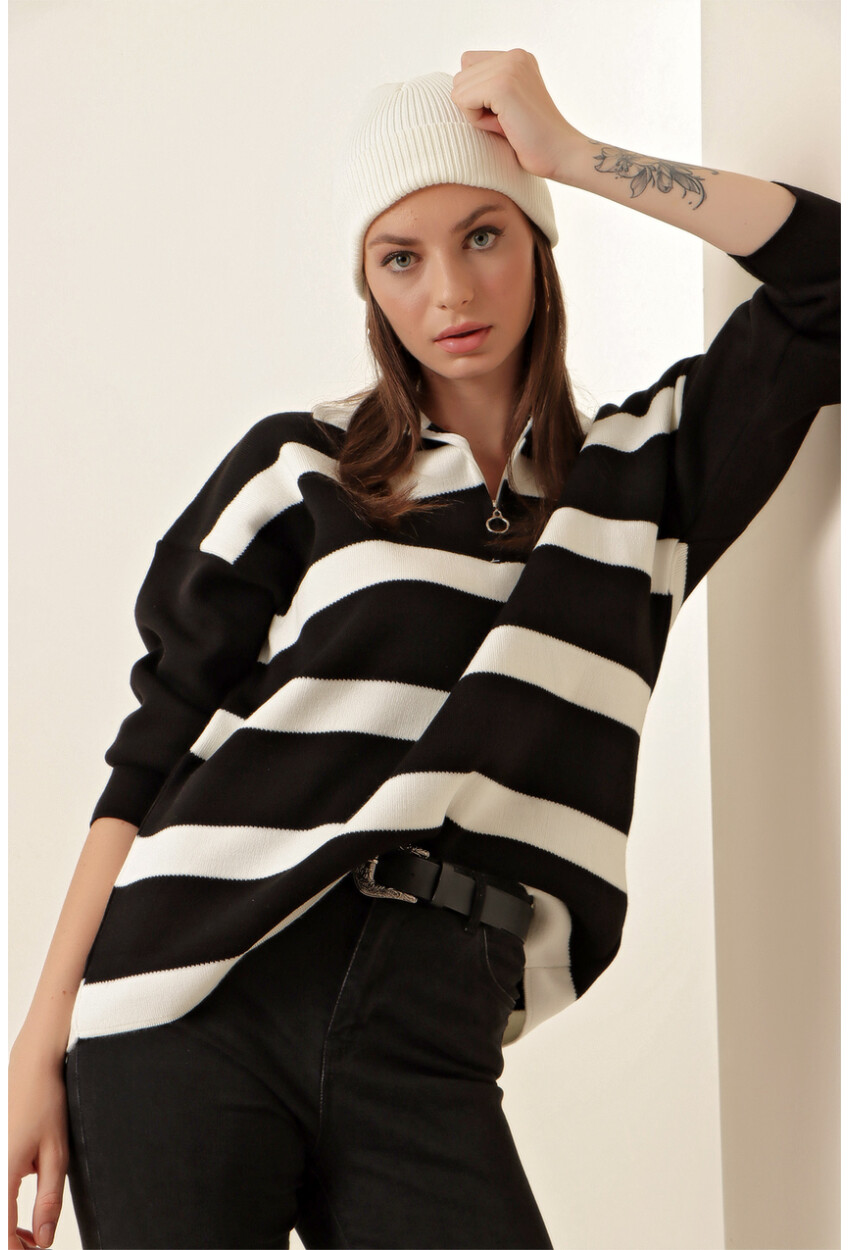 4512 Striped Oversized Sweater