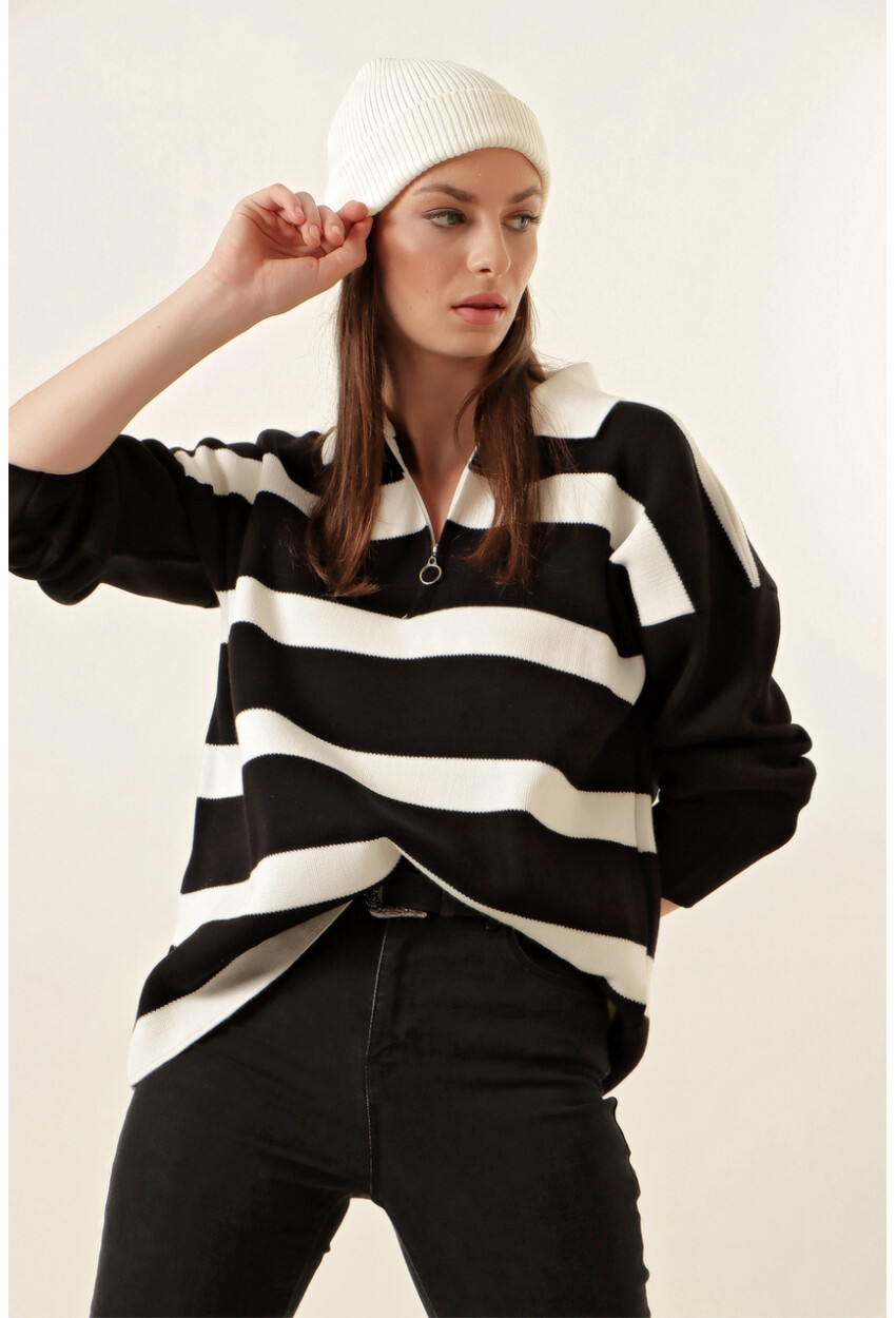 4512 Striped Oversized Sweater