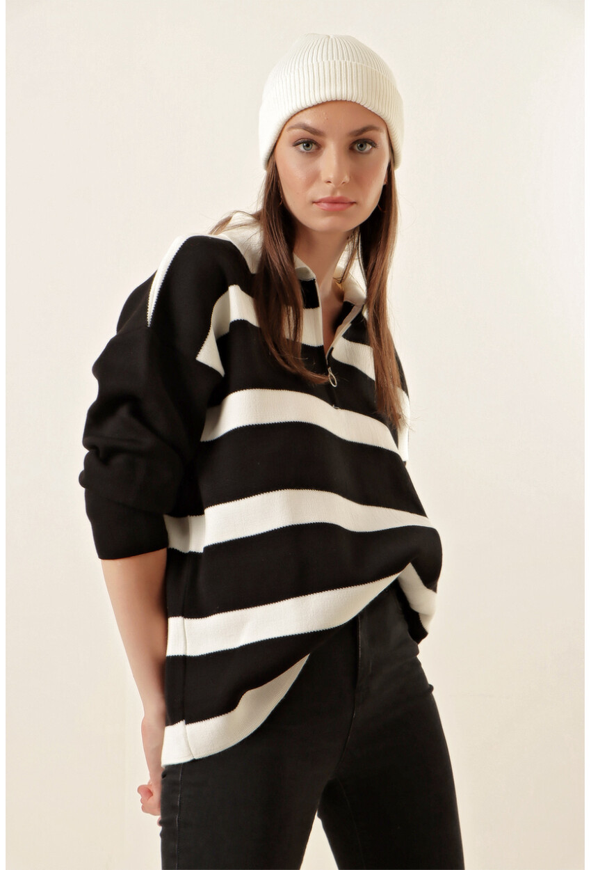 4512 Striped Oversized Sweater