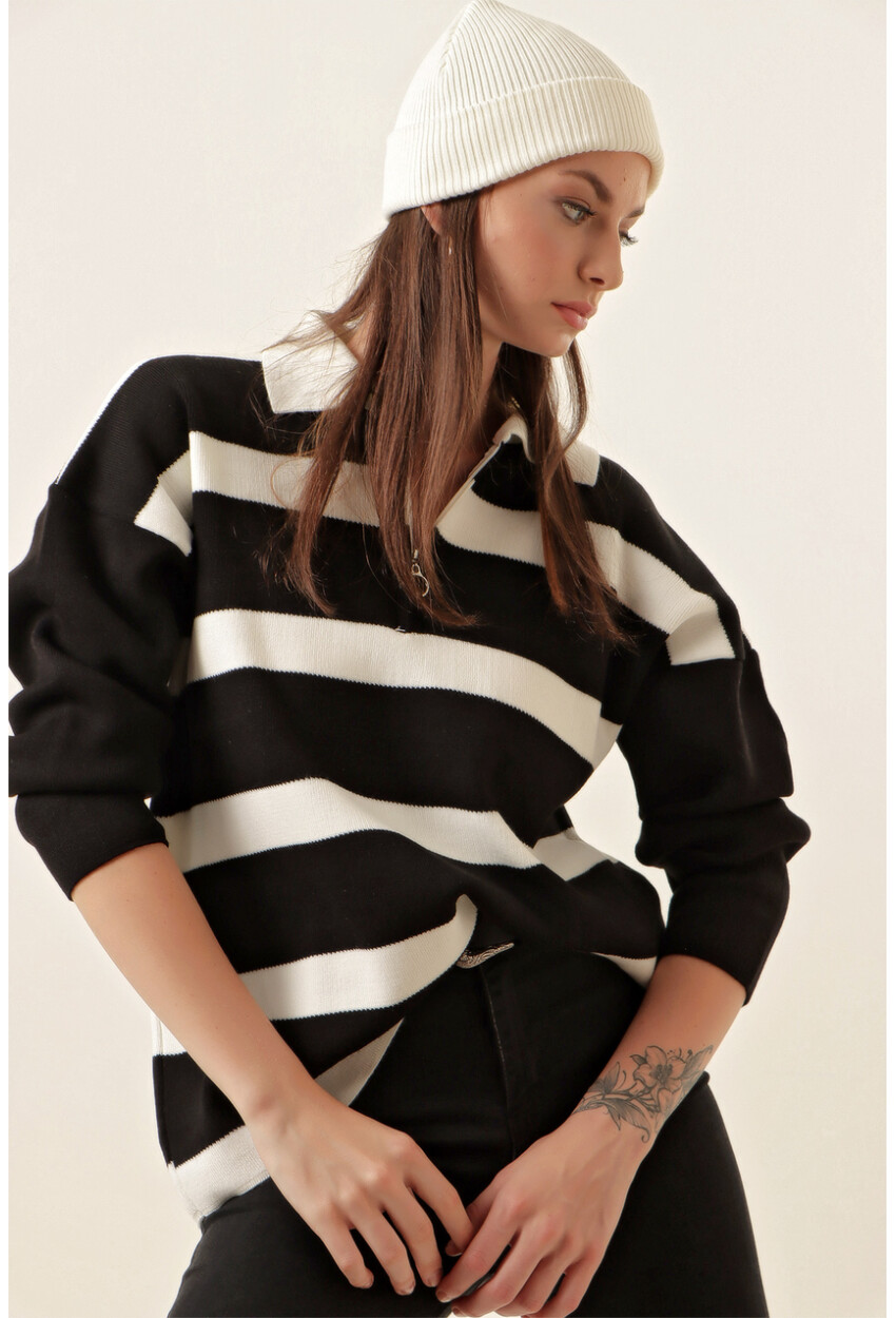 4512 Striped Oversized Sweater