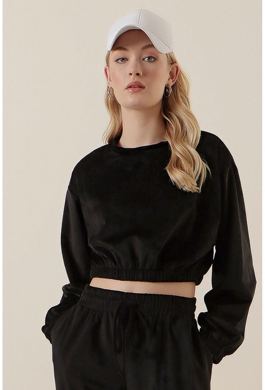 55392 Velvet Crop Blouse